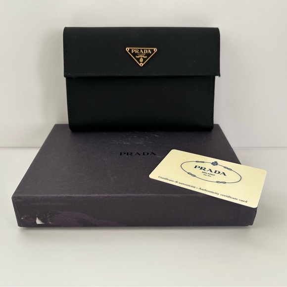 Prada Black Nylon Trifold Wallet with original box and card. - Picture 1 of 8